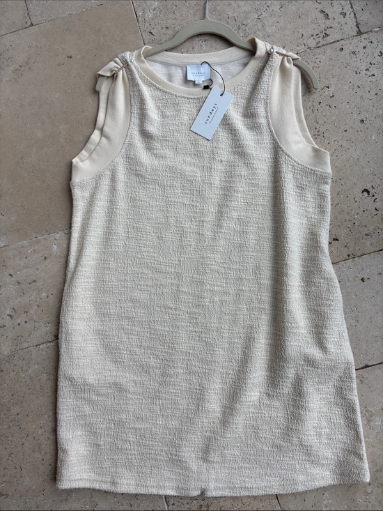 sundays Dresses & Skirts - Sundays Valentine  Cream Textured Sleeveless Shift Dress